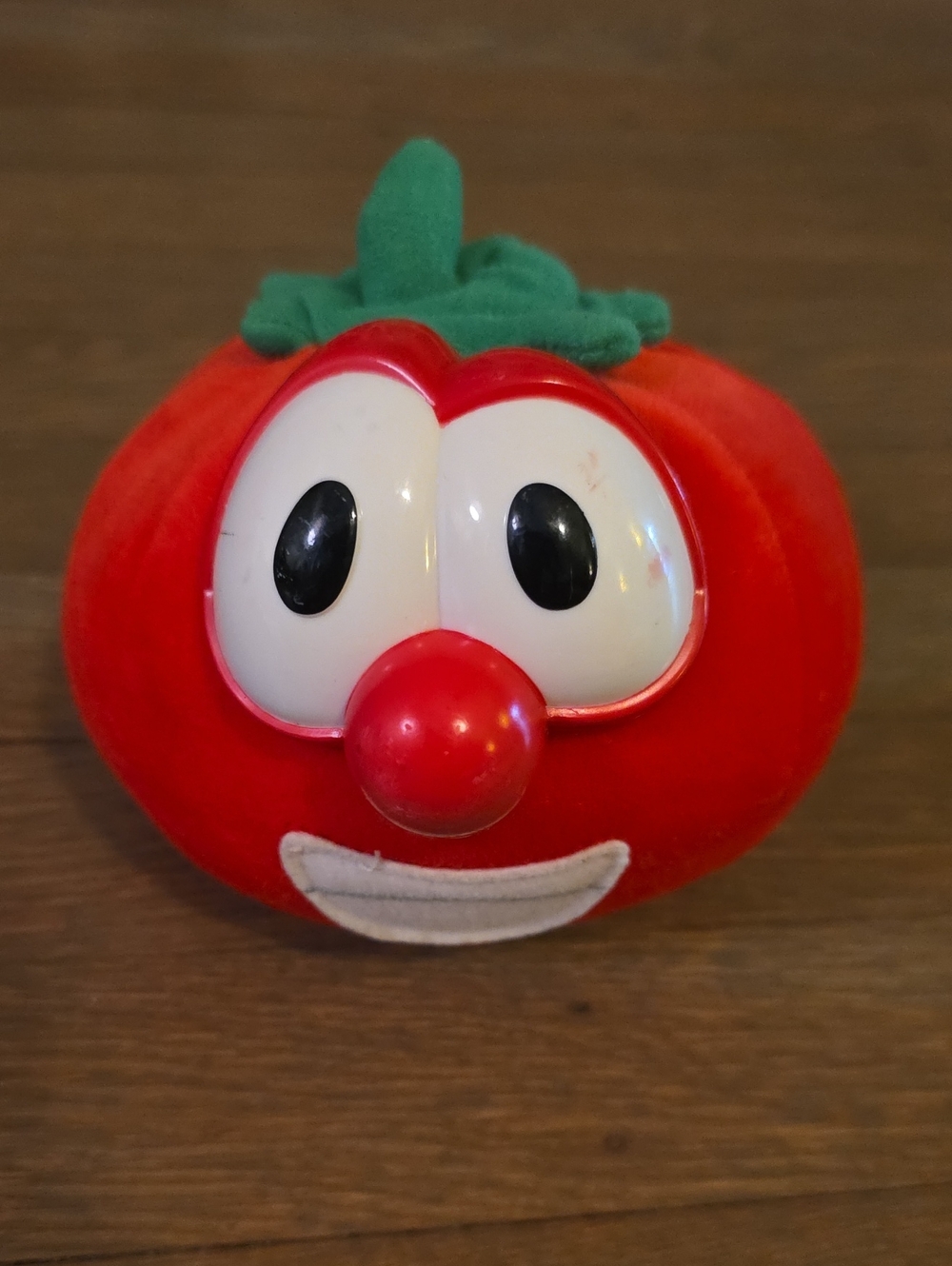 Fisher-Price Vintage 1999 Veggie Tales Bob The Tomato Plush Character
